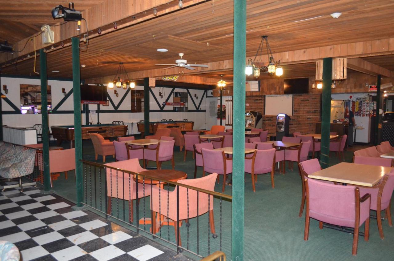 Two Hills Inn Exterior photo